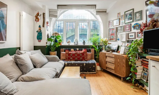 Недвижимость Henriques Street: 11