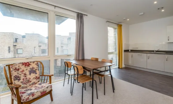 Недвижимость Hilltop Avenue: 2