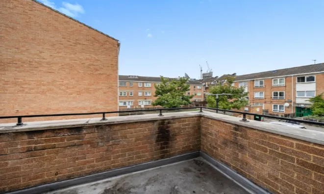 Недвижимость Hillery Close: 5