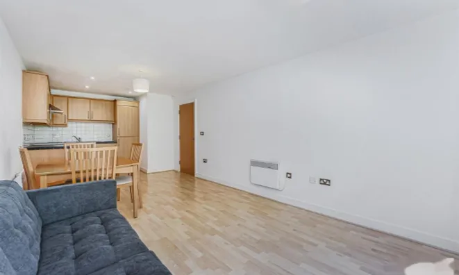 Недвижимость Ferndale Road: 5