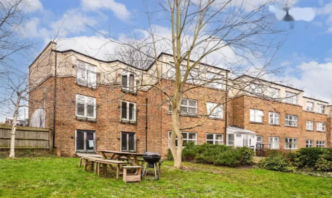 Недвижимость Ferndale Road: 1