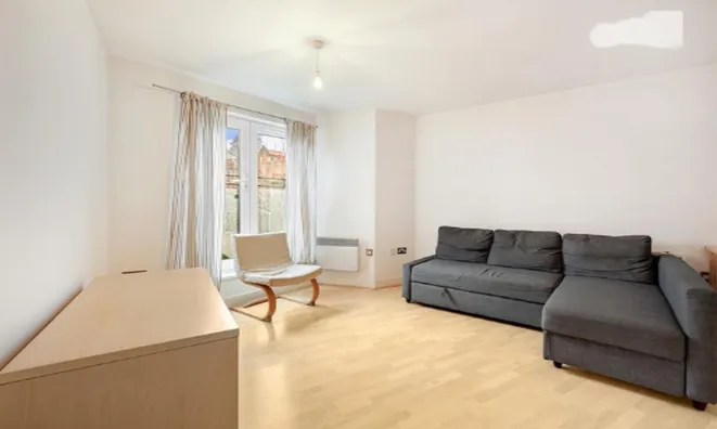 Недвижимость Ferndale Road: 4