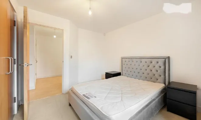 Недвижимость Ferndale Road: 5