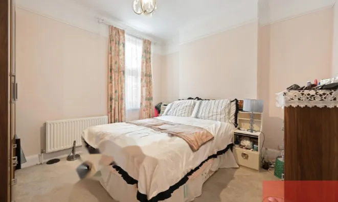 Недвижимость Crouch Road: 2