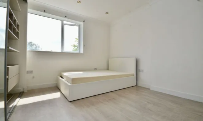 Недвижимость New Kings Road: 10