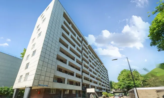 Недвижимость Hallfield Estate, Bayswater: 1