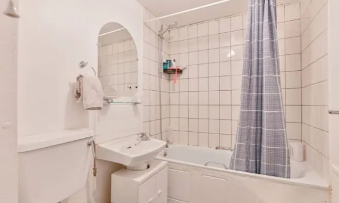 Недвижимость Mitchellbrook Way, Neasden: 2