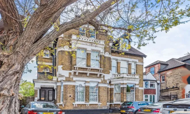 Недвижимость Earlsfield Road: 8