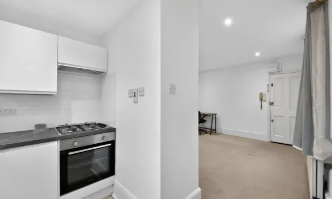 Недвижимость Earlsfield Road: 11