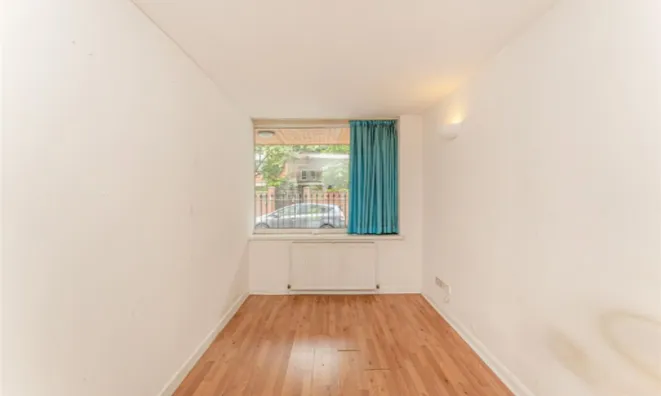 Недвижимость Johnson Street: 3