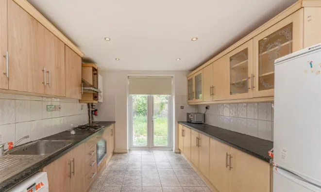 Недвижимость Johnson Street: 14