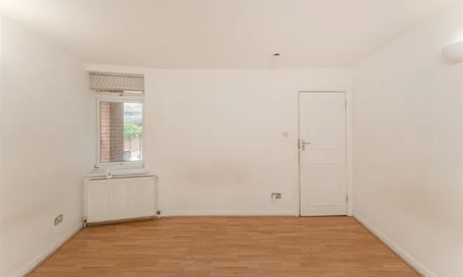 Недвижимость Johnson Street: 16