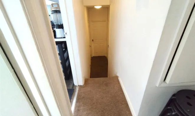 Недвижимость St. Thomas's Road: 9