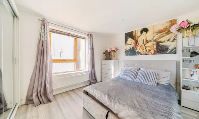 Недвижимость Shakespeare Road: 2