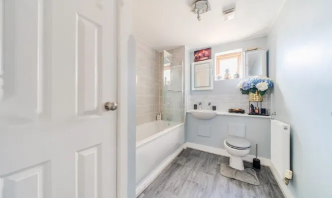 Недвижимость Shakespeare Road: 5