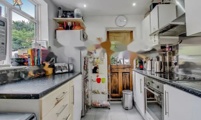 Недвижимость Braemar Avenue: 8