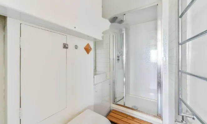 Недвижимость Brandon Estate, Oval: 5