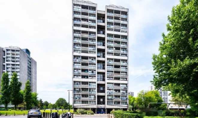 Недвижимость Brandon Estate, Oval: 6