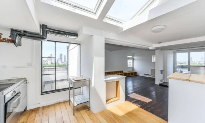 Недвижимость Brandon Estate, Oval: 8