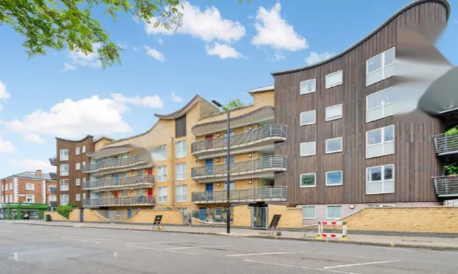 Недвижимость Uxbridge Road: 12