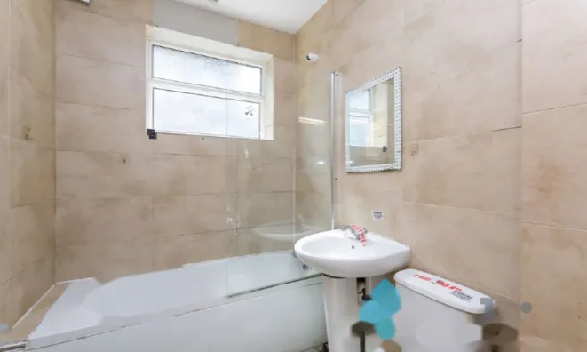 Недвижимость Balfour Street: 8