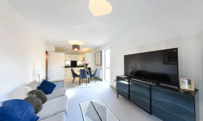 Недвижимость Coleby House, Woodly Crescent: 8