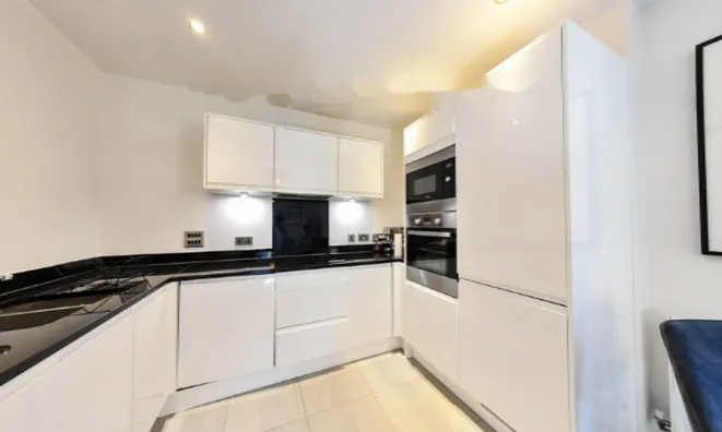 Недвижимость Coleby House, Woodly Crescent: 19