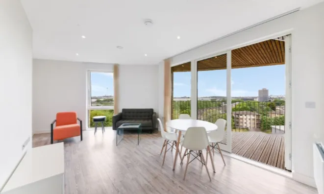 Недвижимость Camellia Apartments, Hilltop Avenue, Stonebridge: 5