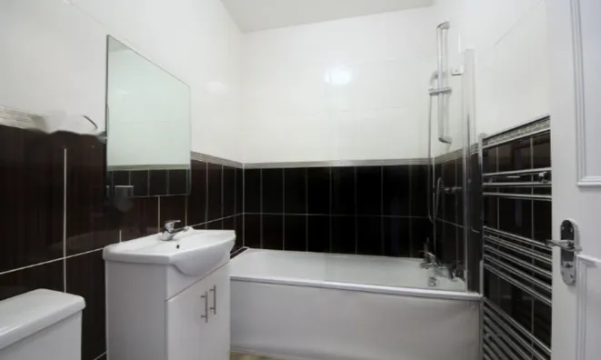 Недвижимость Churchfield Road: 4