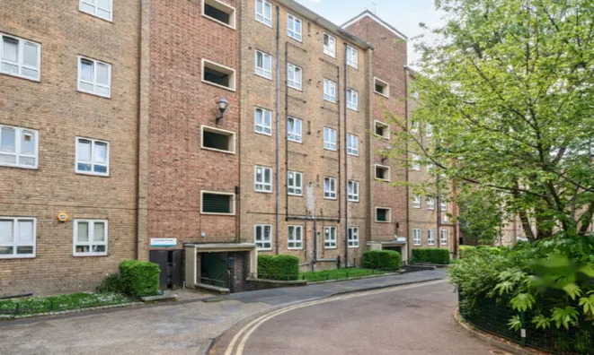 Недвижимость Jamaica Road: 2