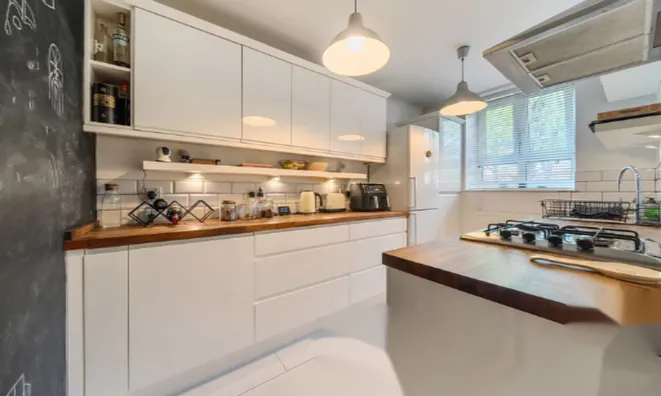 Недвижимость Jamaica Road: 10