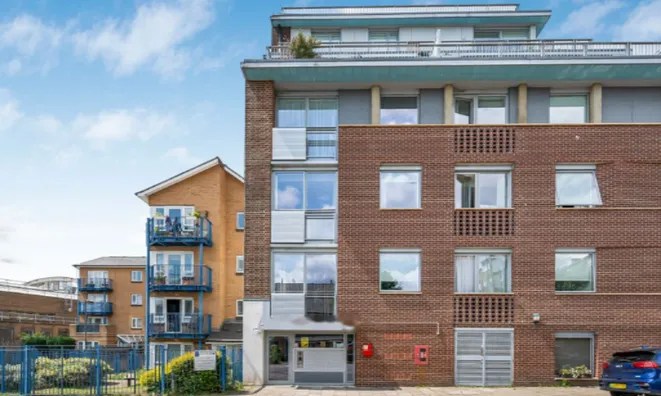 Недвижимость Woodger Road: 5