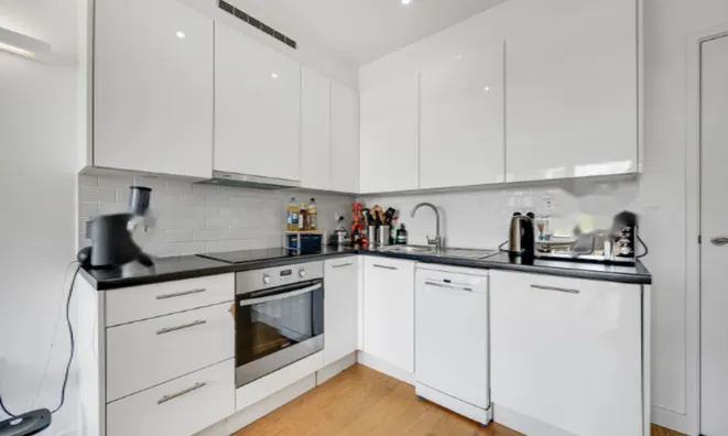 Недвижимость Woodger Road: 9