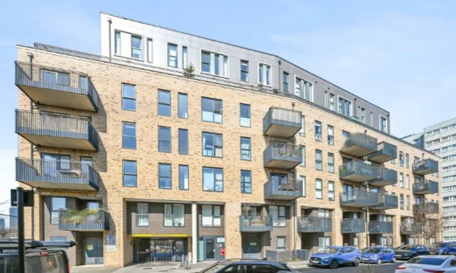 Недвижимость Trinity Way, Acton: 4