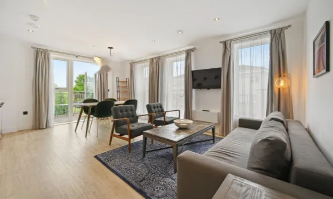 Недвижимость Trinity Way, Acton: 6