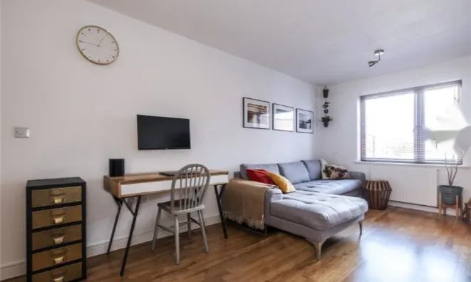 Недвижимость Madoc Close: 9