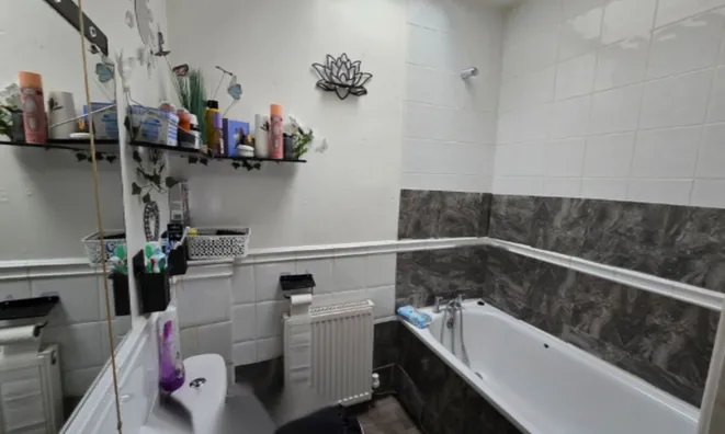 Недвижимость High Street: 3