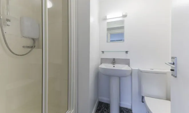 Недвижимость 3 Adamson Road: 5