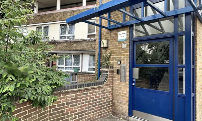 Недвижимость Oak Court Sumner Road: 2