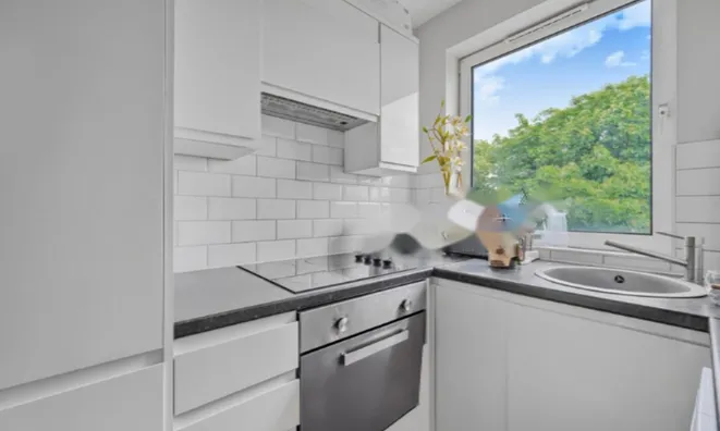 Недвижимость Barwell House, Menotti Street: 8