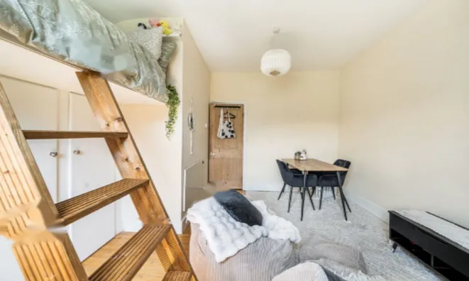 Недвижимость Crouch Hall Road: 2