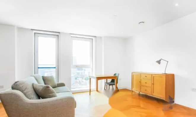 Недвижимость 251 Southwark Bridge Road: 1