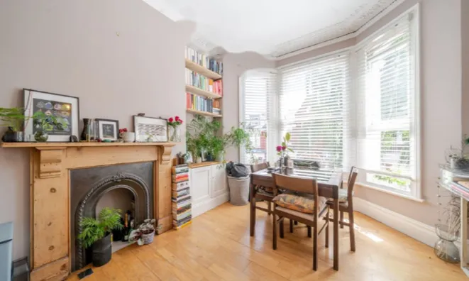 Недвижимость Atherfold Road: 7