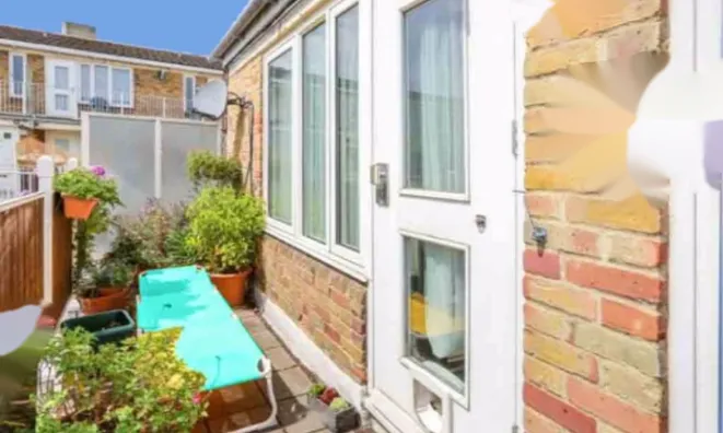 Недвижимость Woolstaplers Way: 6