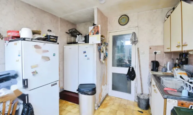 Недвижимость Glenfinlas Way: 1