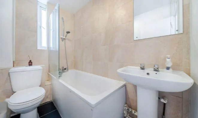 Недвижимость Woolstaplers Way: 1