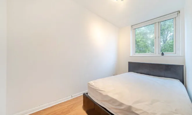 Недвижимость Woolstaplers Way: 2