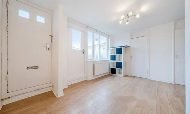 Недвижимость Woolstaplers Way: 10