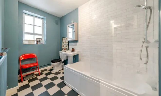 Недвижимость Vicarage Crescent: 13