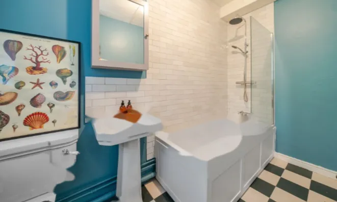 Недвижимость Vicarage Crescent: 14